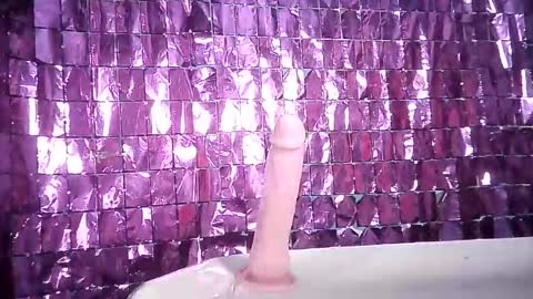 Snapshot of jet_clomet21 chatting on October 19, 2025, 3:56 pm Ale online show from October 19, 2025, 3:56 pm