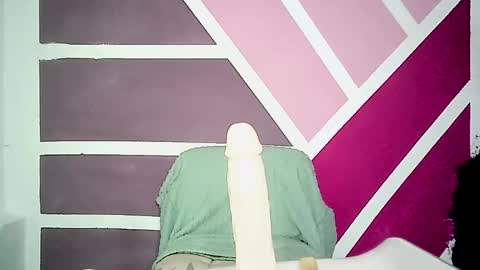 Snapshot of jet_clomet21 chatting on November 14, 2025, 9:35 pm Ale online show from November 14, 2025, 9:35 pm