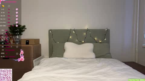 Snapshot of jettamona chatting on December 19, 2025, 5:36 am Mona online show from December 19, 2025, 5:36 am