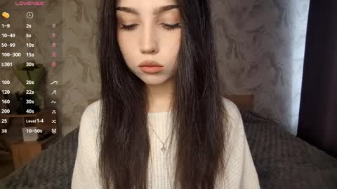 I am Gina ntmu Lets hit 10 Thumbs Up together online show from April 4, 2026, 9:29 am