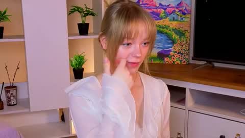 Snapshot of jewellhogan chatting on February 20, 2026, 8:31 pm Gwen online show from February 20, 2026, 8:31 pm