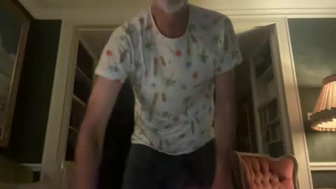 jewlronny online show from December 16, 2025, 6:51 am