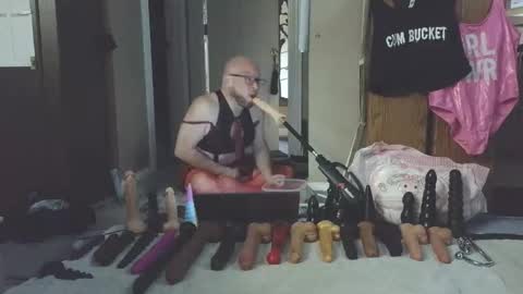 Snapshot of jghosty69 chatting on November 9, 2025, 2:04 pm Nasty Cumslut online show from November 9, 2025, 2:04 pm