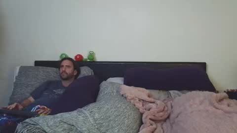 FoxHunter1 online show from November 13, 2025, 3:55 pm