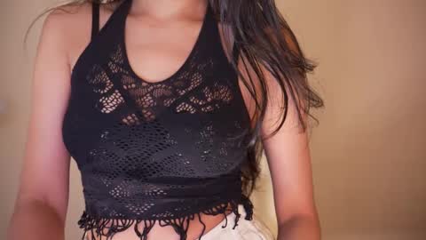 Jhaanvi online show from December 12, 2024, 4:32 pm