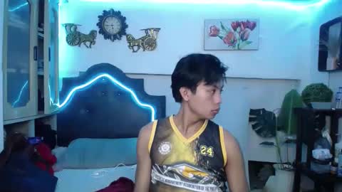 jhan_destroyer2003 online show from December 2, 2024, 2:31 am