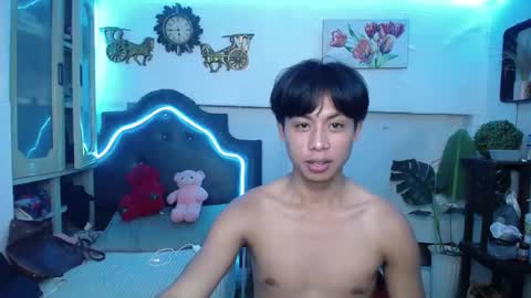 jhan_destroyer2003 online show from December 2, 2024, 6:09 am