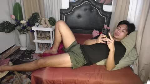 jhan_destroyer2003 online show from February 4, 2025, 9:20 pm