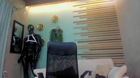 Snapshot of jharol_cardona chatting on January 15, 2026, 11:59 am Jharol online show from January 15, 2026, 11:59 am