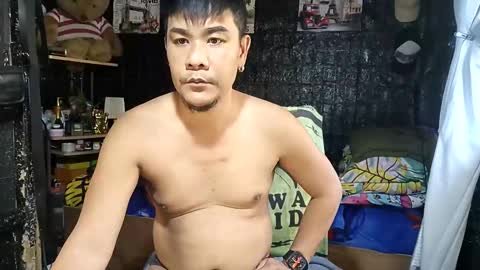 Snapshot of jherry26 chatting on May 19, 2026, 2:51 am jherry26 online show from May 19, 2026, 2:51 am