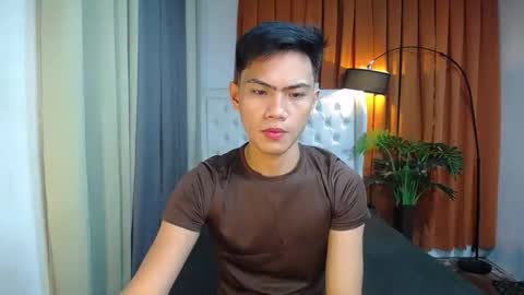 jhon_cummer online show from January 14, 2026, 3:23 am