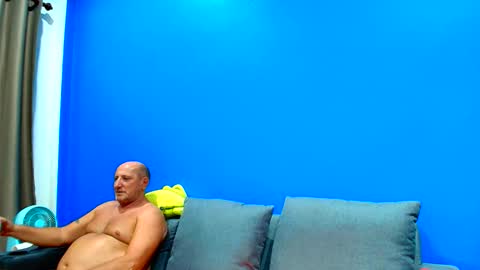 jhon_gade online show from April 5, 2026, 3:58 am