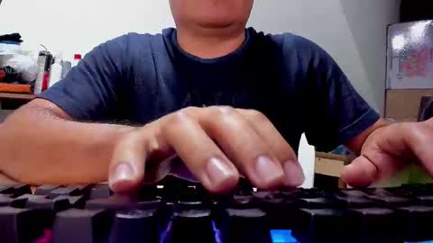 jhonatan_morales_s online show from October 18, 2025, 4:26 am