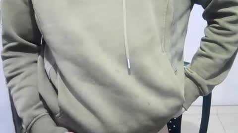 Snapshot of jhonduglas chatting on January 6, 2025, 12:02 pm jhonduglas online show from January 6, 2025, 12:02 pm