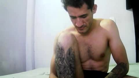 Snapshot of jhonduglas chatting on November 30, 2025, 3:10 am jhonduglas online show from November 30, 2025, 3:10 am