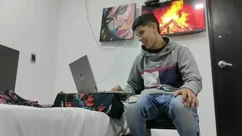 Snapshot of jhongrey2 chatting on February 8, 2025, 9:57 pm jhon online show from February 8, 2025, 9:57 pm