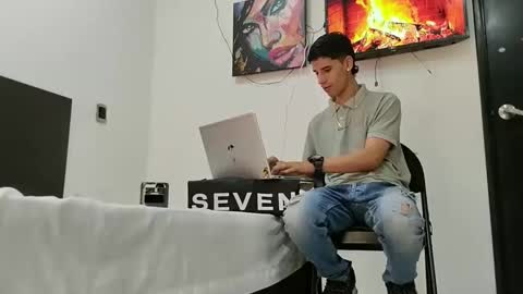 Snapshot of jhongrey2 chatting on February 27, 2025, 3:59 pm jhon online show from February 27, 2025, 3:59 pm
