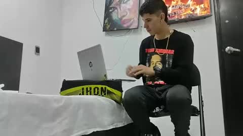 Snapshot of jhongrey2 chatting on March 12, 2025, 12:04 pm jhon online show from March 12, 2025, 12:04 pm