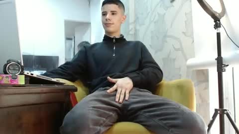 Snapshot of jhongrey2 chatting on October 2, 2025, 8:38 pm jhon online show from October 2, 2025, 8:38 pm