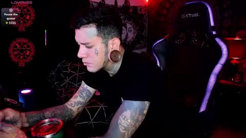 Snapshot of jhonny_ackerman chatting on October 5, 2025, 2:48 pm jhonny_ackerman online show from October 5, 2025, 2:48 pm