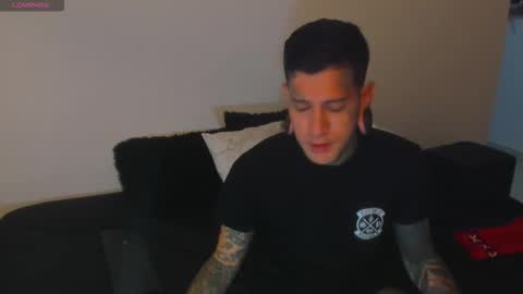 Snapshot of jhonny_ackerman chatting on October 14, 2025, 2:45 am jhonny_ackerman online show from October 14, 2025, 2:45 am