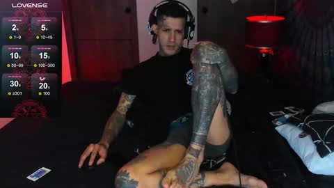 jhonny_ackerman online show from December 17, 2025, 6:47 pm