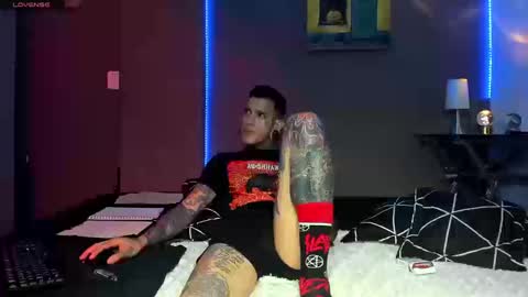 jhonny_ackerman online show from March 18, 2026, 1:31 am