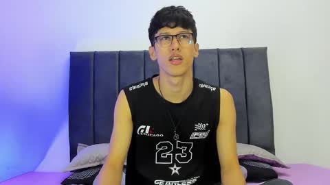 Jhonny online show from March 26, 2026, 3:23 am