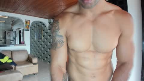 Snapshot of jhonnyxxfitnexx chatting on January 3, 2025, 10:29 pm jh online show from January 3, 2025, 10:29 pm