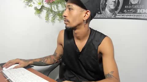 Snapshot of jhonson821 chatting on November 2, 2025, 3:20 am jhonson821 online show from November 2, 2025, 3:20 am