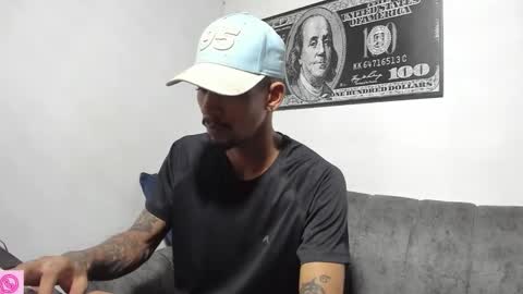 Snapshot of jhonson821 chatting on December 16, 2025, 1:05 pm jhonson821 online show from December 16, 2025, 1:05 pm