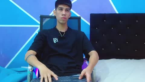 Snapshot of jhony_sex3 chatting on February 10, 2025, 6:42 am jhony_sex3 online show from February 10, 2025, 6:42 am