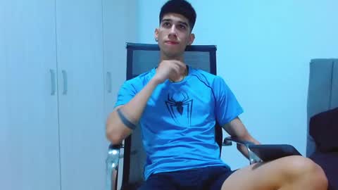 Snapshot of jhony_sex3 chatting on September 24, 2025, 4:38 am jhony_sex3 online show from September 24, 2025, 4:38 am