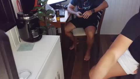 Jhonny y  Naty online show from April 17, 2026, 2:03 am