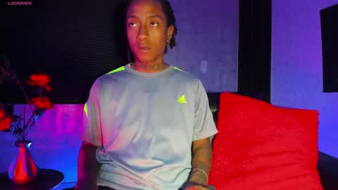 Snapshot of jhonymiller chatting on September 29, 2025, 8:13 pm jhonymiller online show from September 29, 2025, 8:13 pm