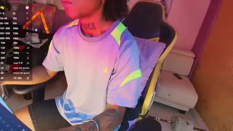 Snapshot of jhonymiller chatting on October 13, 2025, 5:24 pm jhonymiller online show from October 13, 2025, 5:24 pm