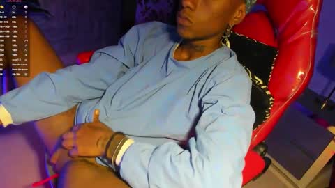 Snapshot of jhonymiller chatting on October 31, 2025, 8:32 pm jhonymiller online show from October 31, 2025, 8:32 pm