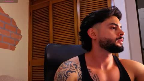 Snapshot of jhordan_white chatting on December 17, 2025, 6:47 pm Jhordan White online show from December 17, 2025, 6:47 pm