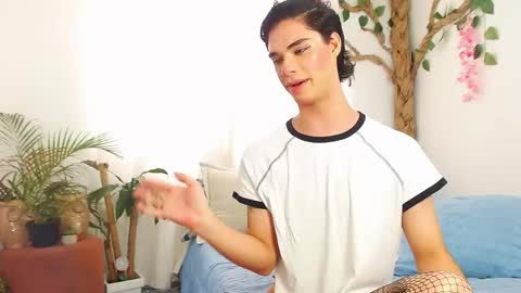 Snapshot of jhuan_cute chatting on April 17, 2026, 3:48 pm Jhuan Nhez online show from April 17, 2026, 3:48 pm