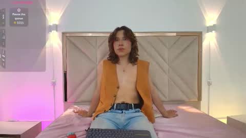 Snapshot of jim_tay chatting on October 4, 2025, 7:12 pm Hi Im Jim online show from October 4, 2025, 7:12 pm