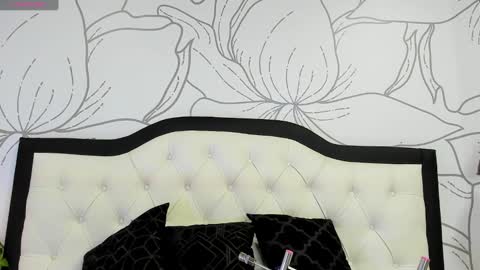 Snapshot of jim_twink chatting on November 1, 2025, 7:49 pm Jim online show from November 1, 2025, 7:49 pm