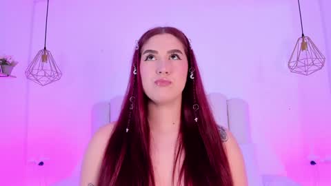 Snapshot of jimena_white1 chatting on December 13, 2024, 2:21 am JIMENA online show from December 13, 2024, 2:21 am