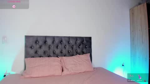 Snapshot of jimena_white1 chatting on October 21, 2025, 3:29 am JIMENA online show from October 21, 2025, 3:29 am