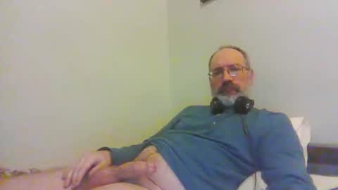 jimmielove2046 online show from April 6, 2026, 6:14 am