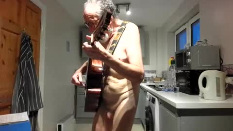 Snapshot of jimmy_benido chatting on February 26, 2026, 5:56 pm Jimmy Benido online show from February 26, 2026, 5:56 pm