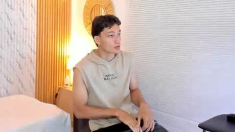 Snapshot of jimmy_gatt chatting on July 15, 2026, 12:10 pm Jimmy online show from July 15, 2026, 12:10 pm
