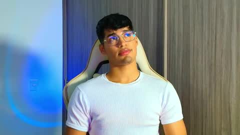 Snapshot of jimmy_leeh_ chatting on February 3, 2026, 4:10 am Jimmy Leeh online show from February 3, 2026, 4:10 am