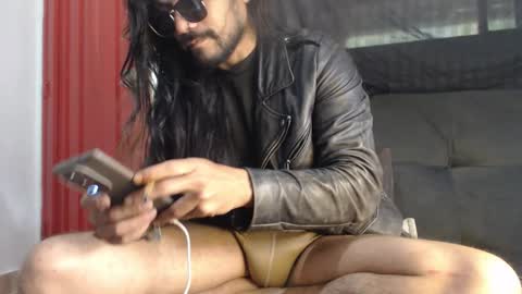 jin_woosex online show from December 4, 2025, 7:11 pm