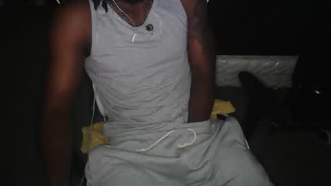 Jinxbear1 online show from December 14, 2025, 6:41 am