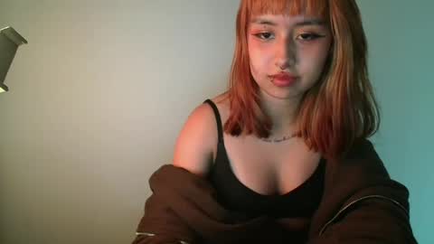 Snapshot of jinxxx_08 chatting on November 27, 2025, 5:20 am Minaa online show from November 27, 2025, 5:20 am